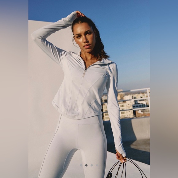 NWT FP Movement You’re A Peach Outdoor Layer Ice Grey Large - Picture 2 of 11